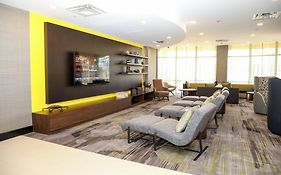 Courtyard By Marriott Toronto Brampton